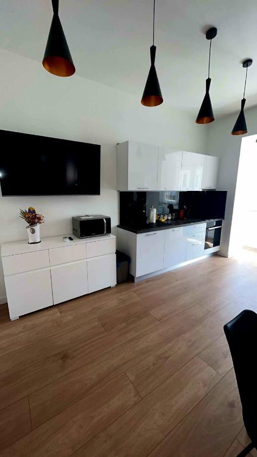Stivi Luxury Apartments Pula Ngoại thất bức ảnh